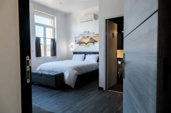 SEE - Gare de Marly Hotels in 