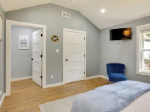 10 マイル トゥ テネシー リバー: ブルー ウィロー テーマド ホーム イウカのホテル