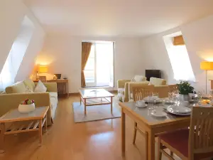 เนทีฟ คิงส์ วอร์ดโรบ, เซนต์พอลส์