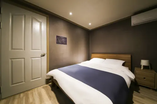 Boryeong Renaissance Pension Stay Hotels in Boryeong-si