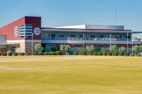 4 Mi to Mill Ave: Family Retreat w/ Patio in Tempe - Apartments