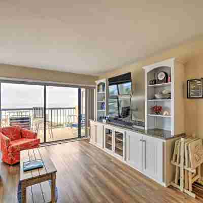 Emerald Isle Condo w/ Direct Access to Ocean! Rooms