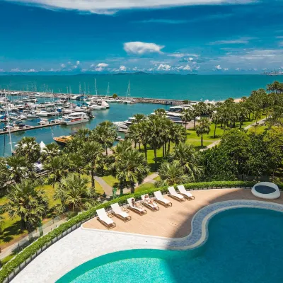 Ocean Marina Resort Pattaya Jomtien Hotels near Phoenix Golf Club