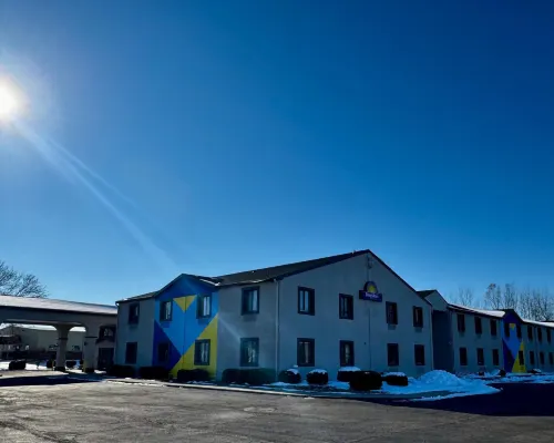 Days Inn by Wyndham Lincoln, IL Hoteles en Condado de Logan