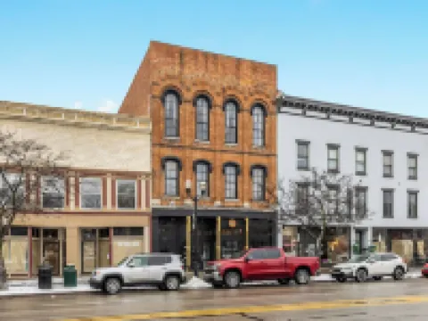 Luxury Downtown Apartment• Walk Everywhere • Fast WiFi • Sleeps 8 Hotéis em Delaware