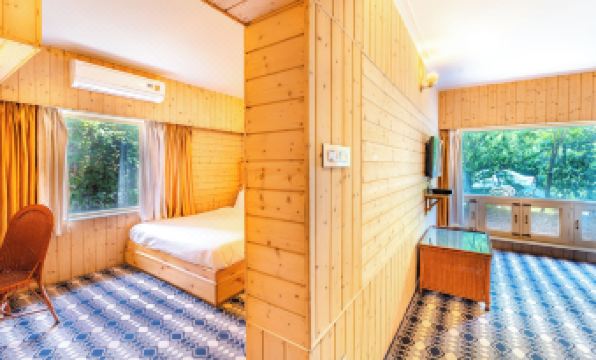 Hotel Mirage - Housity