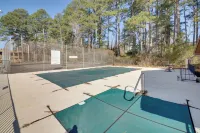 3 Mi to Dtwn Hot Springs: Modern Condo! - spa