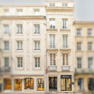 Hotel Gambetta Отели рядом с достопримечательностью «Площадь Парламента»