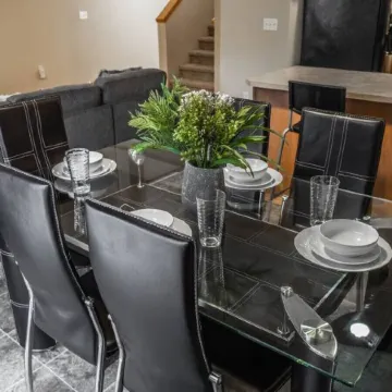 Serenity in Prime Everett Craftsman Near Boeing!