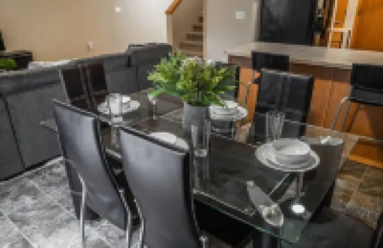 Serenity in Prime Everett Craftsman Near Boeing!