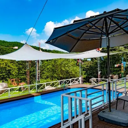 Baramheunjeok Glamping Caravan