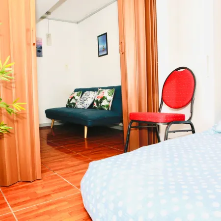 Exclusive Ocean-View Apartment with Terrace & Parking – Long Stays March–Decembe