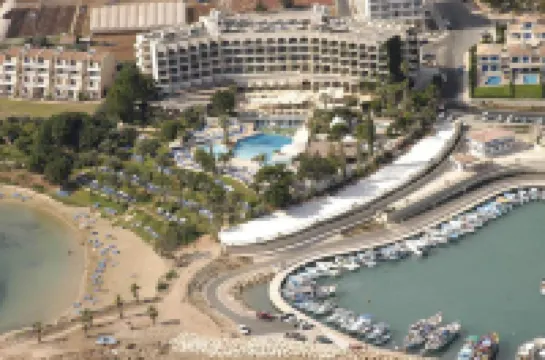 Golden Coast Beach Hotel