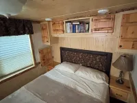 Seneca Lake -"Butternut Camp"  near Wineries & Watkins Glen Race track Hoteles en Hector