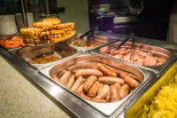Hilton Garden Inn New York - Times Square Central - breakfast