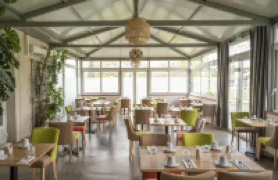 卡那德蘇提貝斯特韋斯特優質酒店