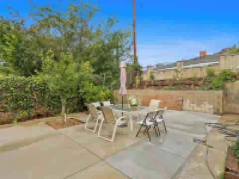 บ้านสวยวิวสวยในอาซูสะ แคลิฟอร์เนีย โรงแรมในอาซูซ่า