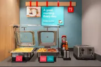 avid hotel ELKHART NORTH by IHG - breakfast
