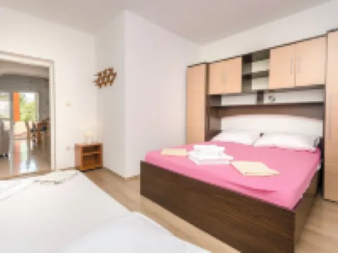 Apartments Sanja Hotels in Tribunj