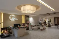 Lune Boutique Hotel & Apartment Da Nang
