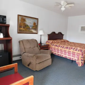 Little Shamrock Motel A1