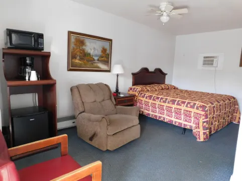 Little Shamrock Motel A1