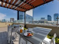 Isaaya Hotel Boutique by WTC Отели рядом с достопримечательностью «Наполес»