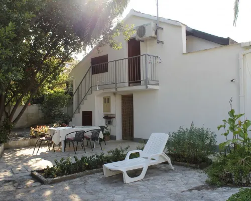 Apartments Neda Hotels in Sutivan