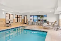 Hampton Inn & Suites Detroit-Canton - Pools