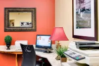 Pittsburgh Airport Inn and Suites - Business