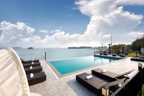 Muan Pool Beach Pension - Wifi