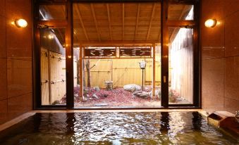 Shoji Mount Hotel