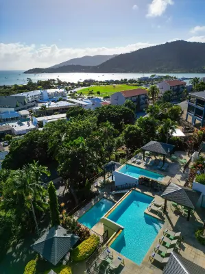 at Water's Edge Resort - parking