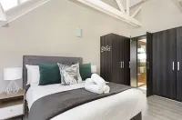 Dolphin Beach H301 - غرفة مطلة على الجبل