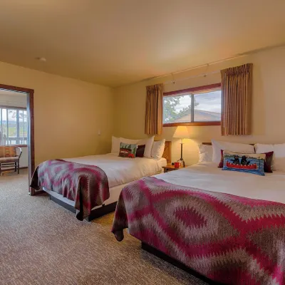 Signal Mountain Lodge Hotels near Jackson Lake Dam