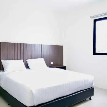 Bobo Inn