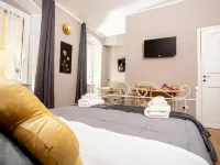 L'Accademia dei Sogni Hotels in Sassari
