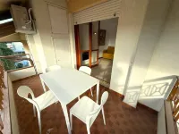 Relaxing stay in a flat with terrace and pool