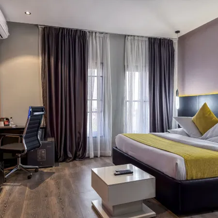 PEREGRINE HOTEL BY BOULEVARD