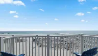 Horizon 22 - Beach Pool Dining Fun - Apartments