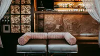 AX The Palace - bar