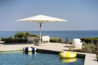 Casa Pôr do SAL - Boutique Guesthouse with Heated Pool & Sea Views - Boutique