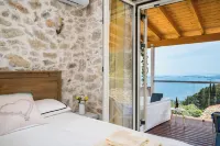 Art House with Seaview by Konnect, Spartylas
