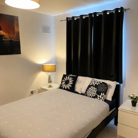 Casa Centro 2Bed Apartment Free Parking, Fast WiFi & Netflix