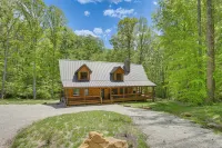Luxury Hocking Hills Retreat w/ Indoor Sportcourt - Homestays