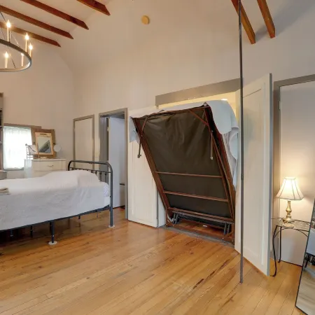 Pet-Friendly Loft Vacation Rental w/ Fire Pit!