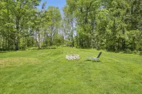 Trailside Base w/ Gazebo & Kayaks - 3-Star