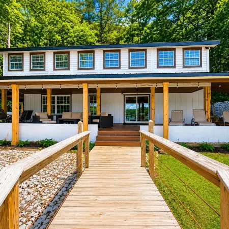 Family Friendly Lake House