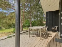 "Vojdan" - 600m from the Sea - 3-Star