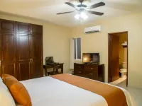 Bugambilias Suites Hotels in Loreto